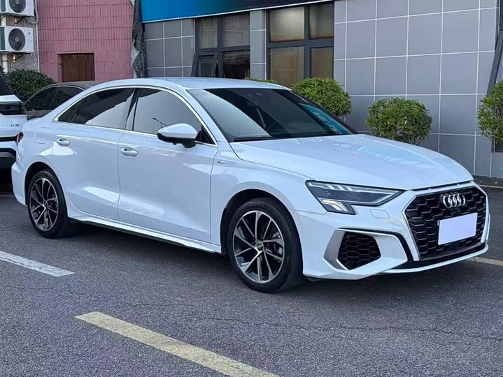 Фото 3 - Audi A3