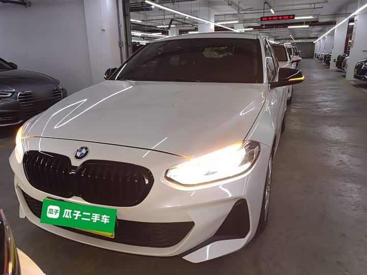 Фото 3 - BMW 1 Series