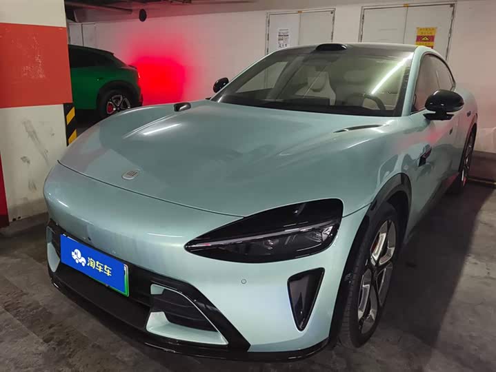 Фото 1 - Xiaomi YU7