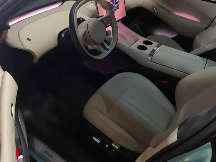 Фото 9 - Xiaomi YU7