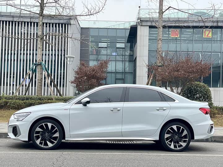 Фото 3 - Audi A3