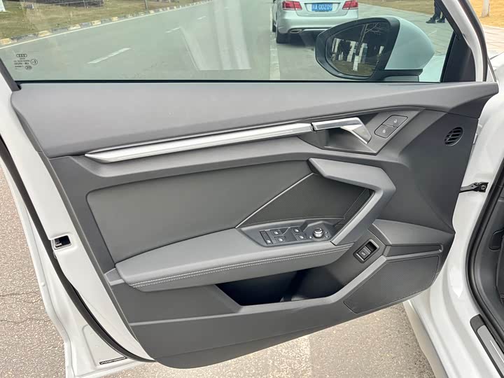 Фото 8 - Audi A3