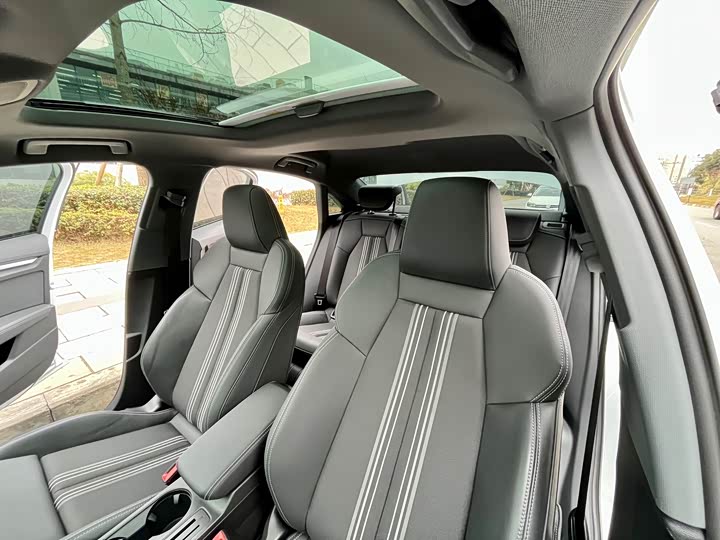 Фото 9 - Audi A3