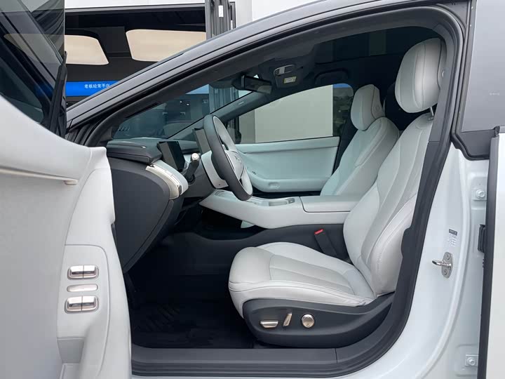 Фото 4 - XPeng F57