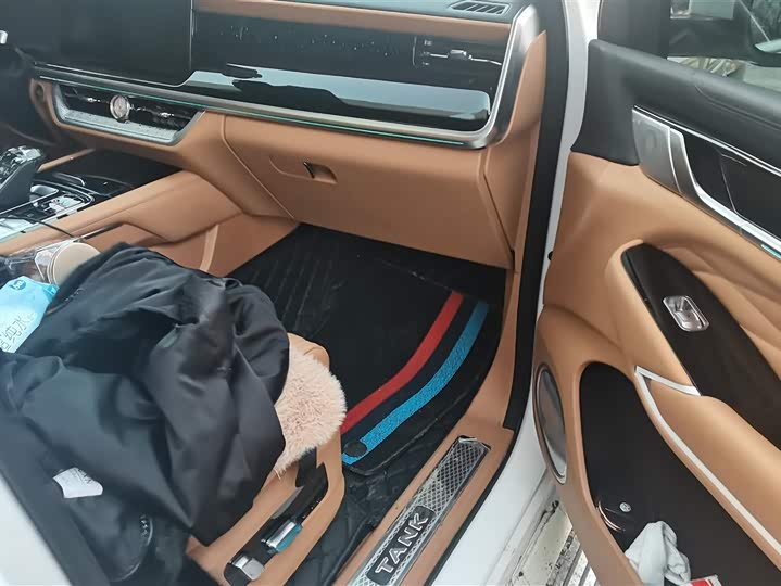 Фото 8 - Tank 500 Hybrid