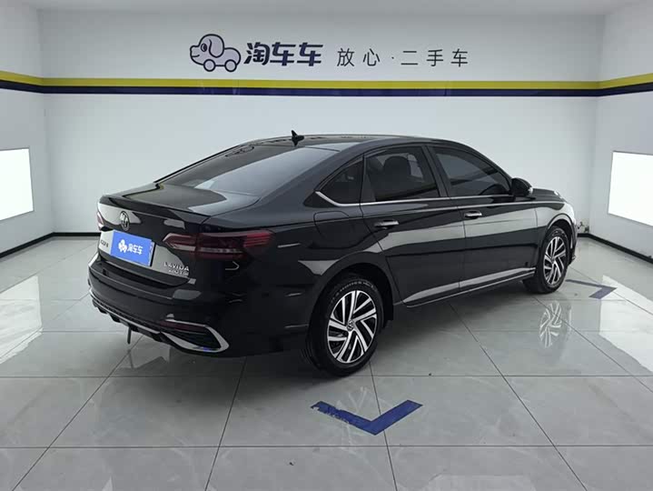 Фото 3 - Volkswagen Lavida