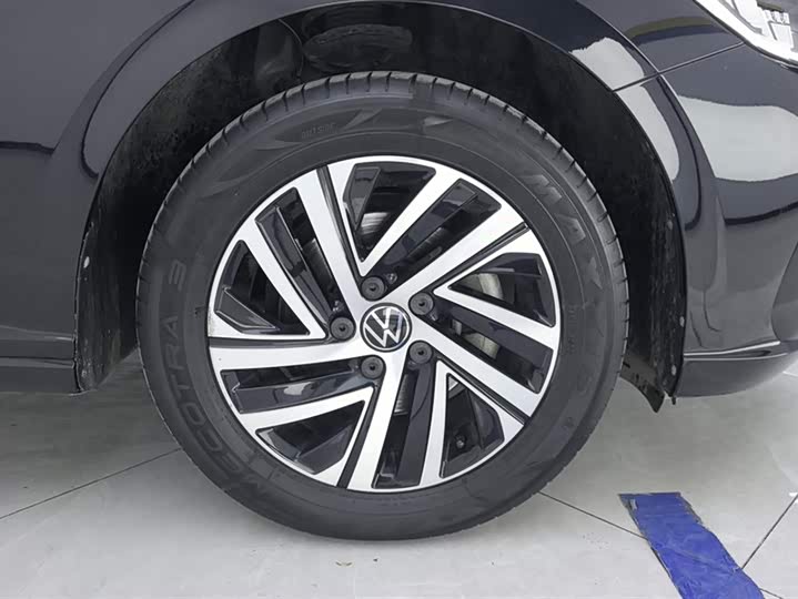 Фото 6 - Volkswagen Lavida