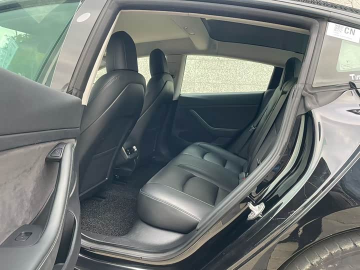 Фото 5 - Tesla Model 3