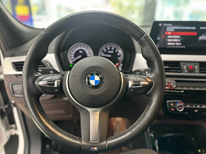 Фото 6 - BMW X2
