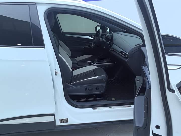 Фото 8 - Volkswagen ID.4 Crozz