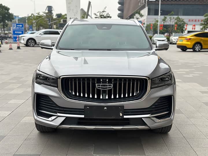 Фото 2 - Geely Monjaro