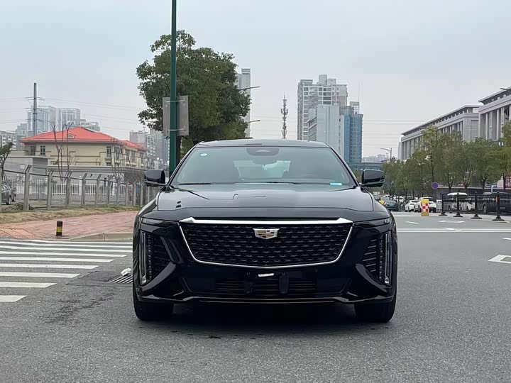 Фото 2 - Cadillac CT6