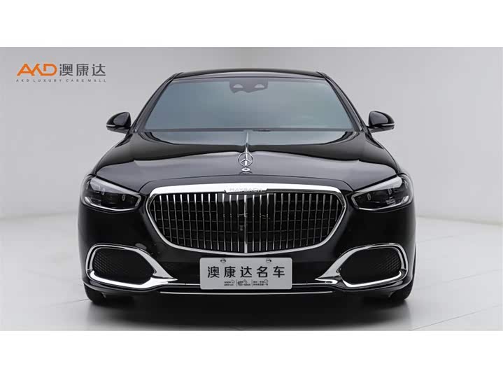 Фото 2 - Mercedes-Benz Maybach S-Class