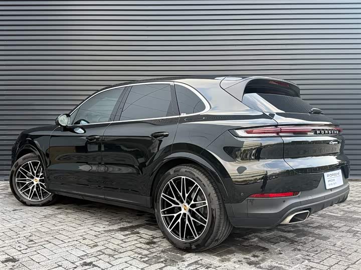 Фото 3 - Porsche Cayenne