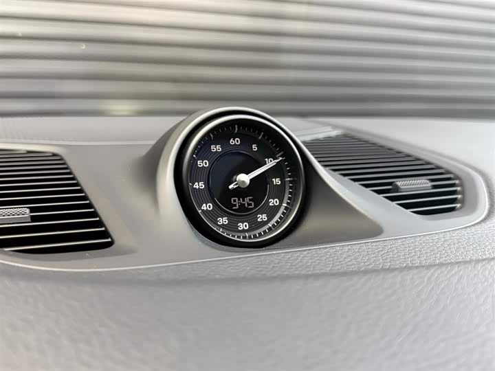 Фото 7 - Porsche Cayenne