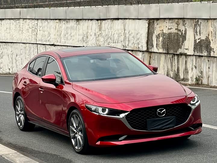 Фото 3 - Mazda 3 (Axela)