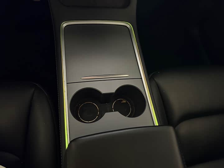 Фото 9 - Tesla Model Y