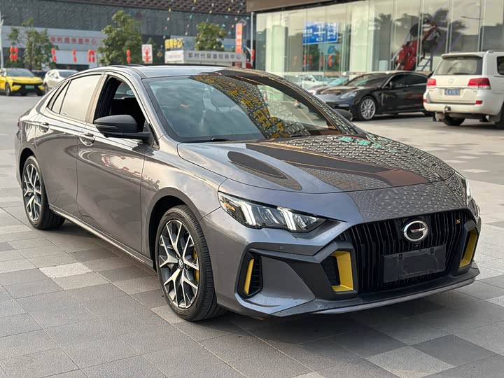 Фото 2 - GAC Trumpchi Empow R