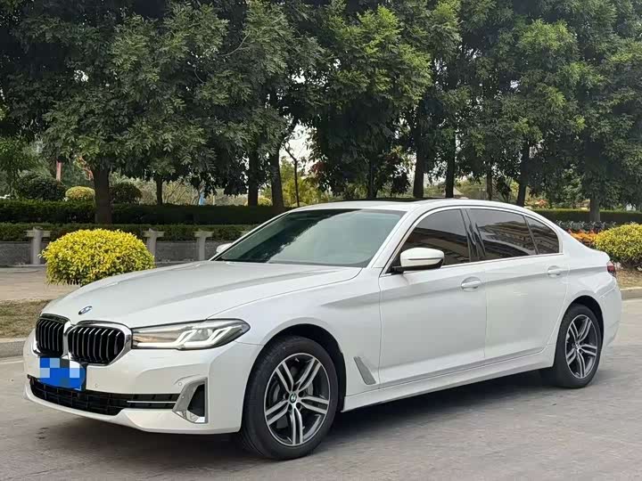 Фото 1 - BMW 5 Series