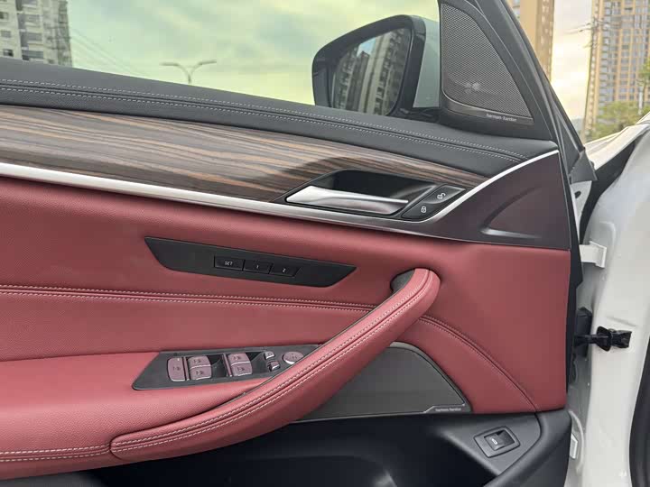 Фото 7 - BMW 5 Series