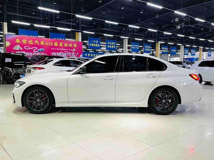 Фото 5 - BMW 3 Series