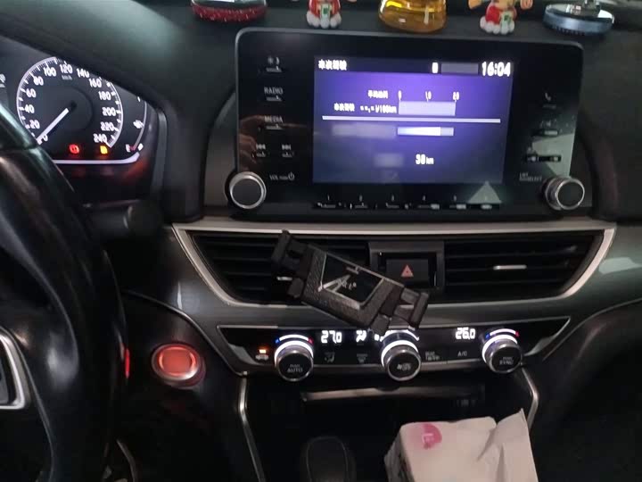 Фото 6 - Honda Accord