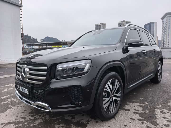 Фото 1 - Mercedes-Benz GLB-Class