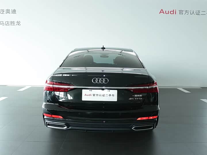 Фото 5 - Audi A6L