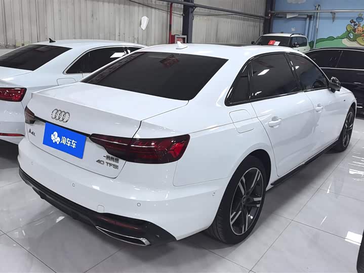 Фото 3 - Audi A4L