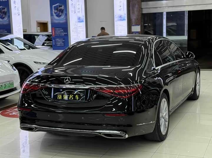 Фото 4 - Mercedes-Benz S-Class