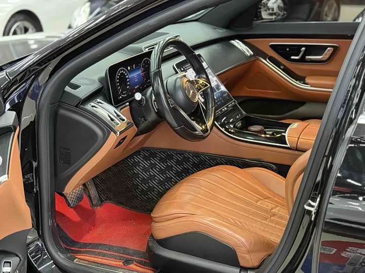 Фото 7 - Mercedes-Benz S-Class