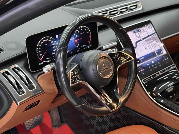 Фото 8 - Mercedes-Benz S-Class