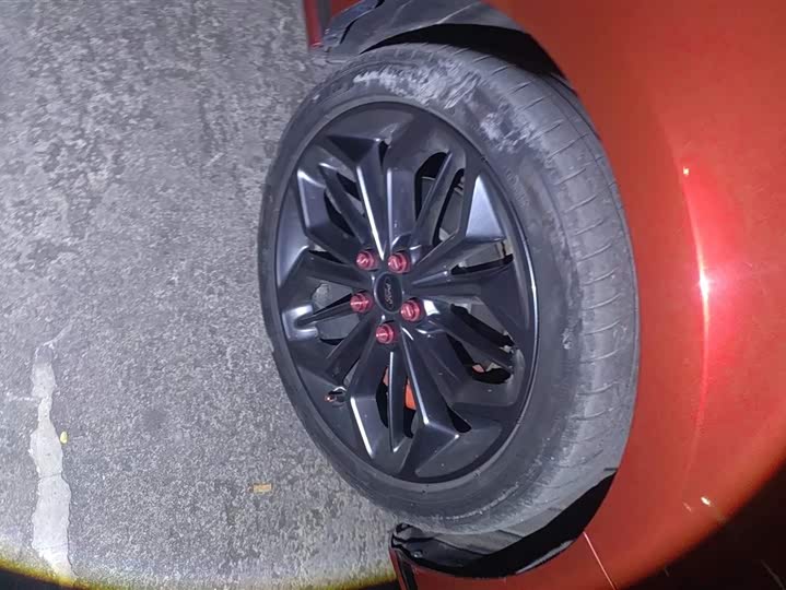 Фото 6 - Ford Focus