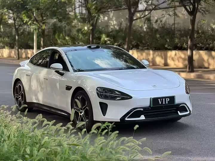 Фото 3 - Xiaomi SU7