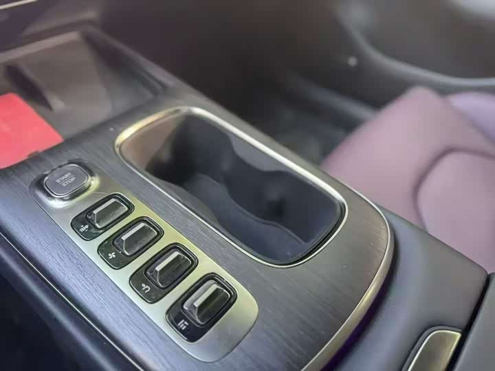 Фото 5 - Xiaomi SU7