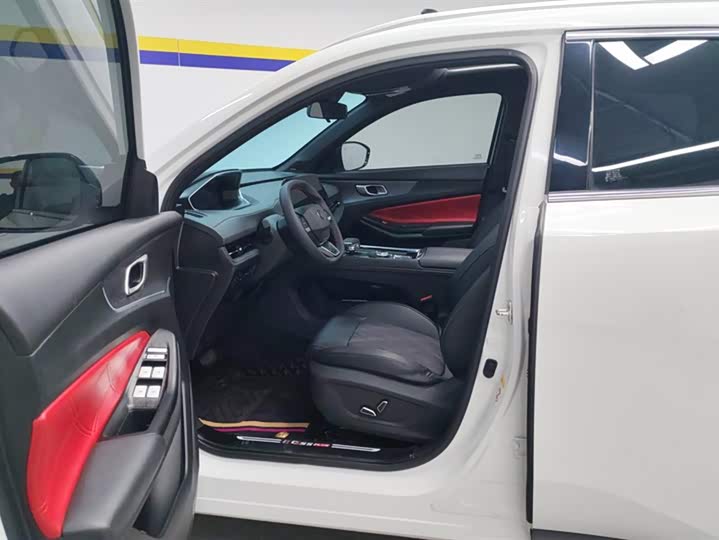 Фото 9 - Changan CS55 Plus