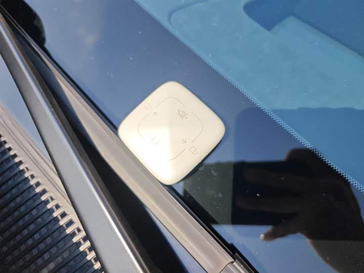 Фото 9 - Zeekr 001