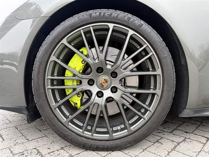 Фото 6 - Porsche Panamera Hybrid