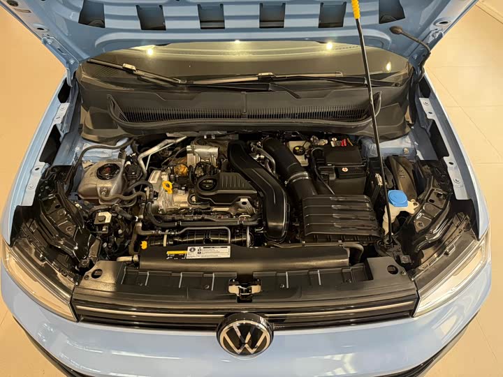 Фото 9 - Volkswagen Tharu