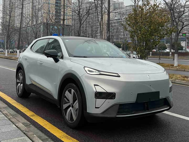 Фото 3 - Changan Deepal S05