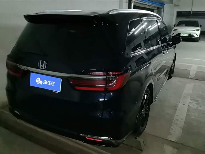 Фото 3 - Honda Odyssey