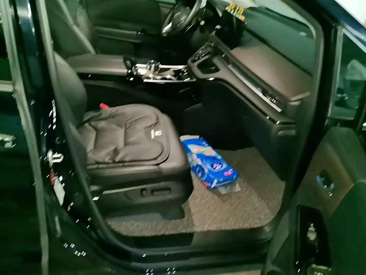 Фото 8 - Honda Odyssey