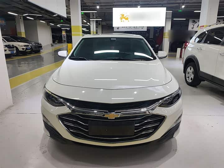 Фото 3 - Chevrolet Malibu XL