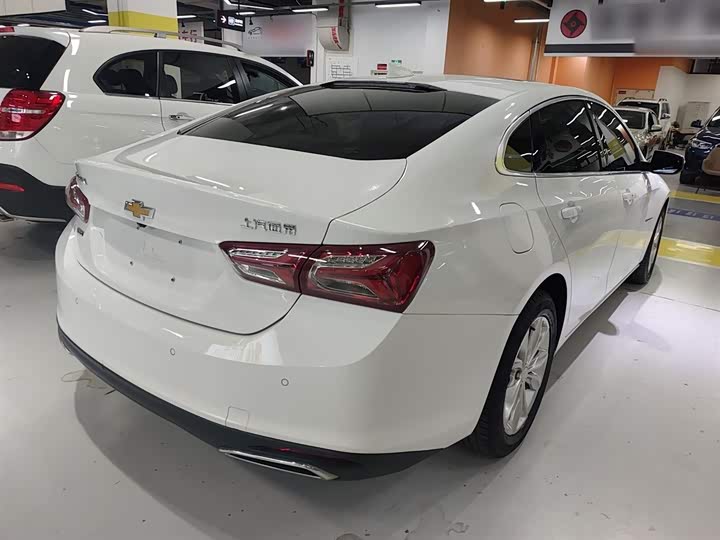 Фото 7 - Chevrolet Malibu XL