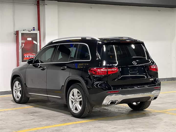 Фото 4 - Mercedes-Benz GLB-Class