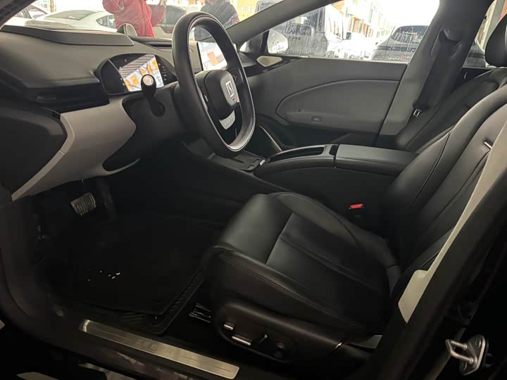 Фото 7 - Zeekr 007