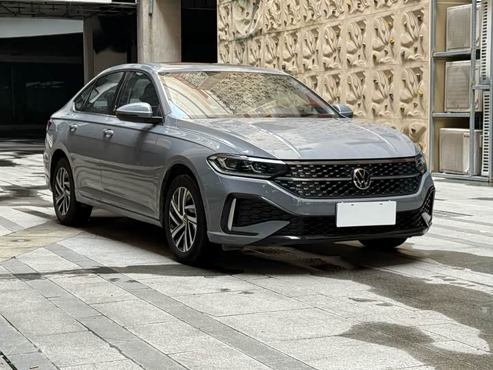 Фото 2 - Volkswagen Lavida