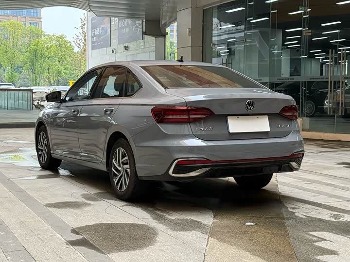 Фото 5 - Volkswagen Lavida