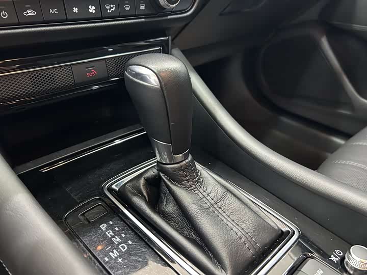 Фото 9 - Mazda Atenza