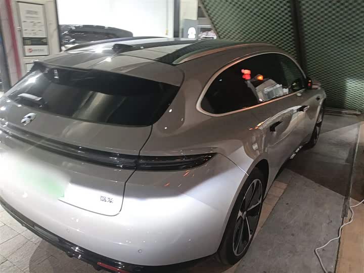 Фото 7 - Nio ET5T